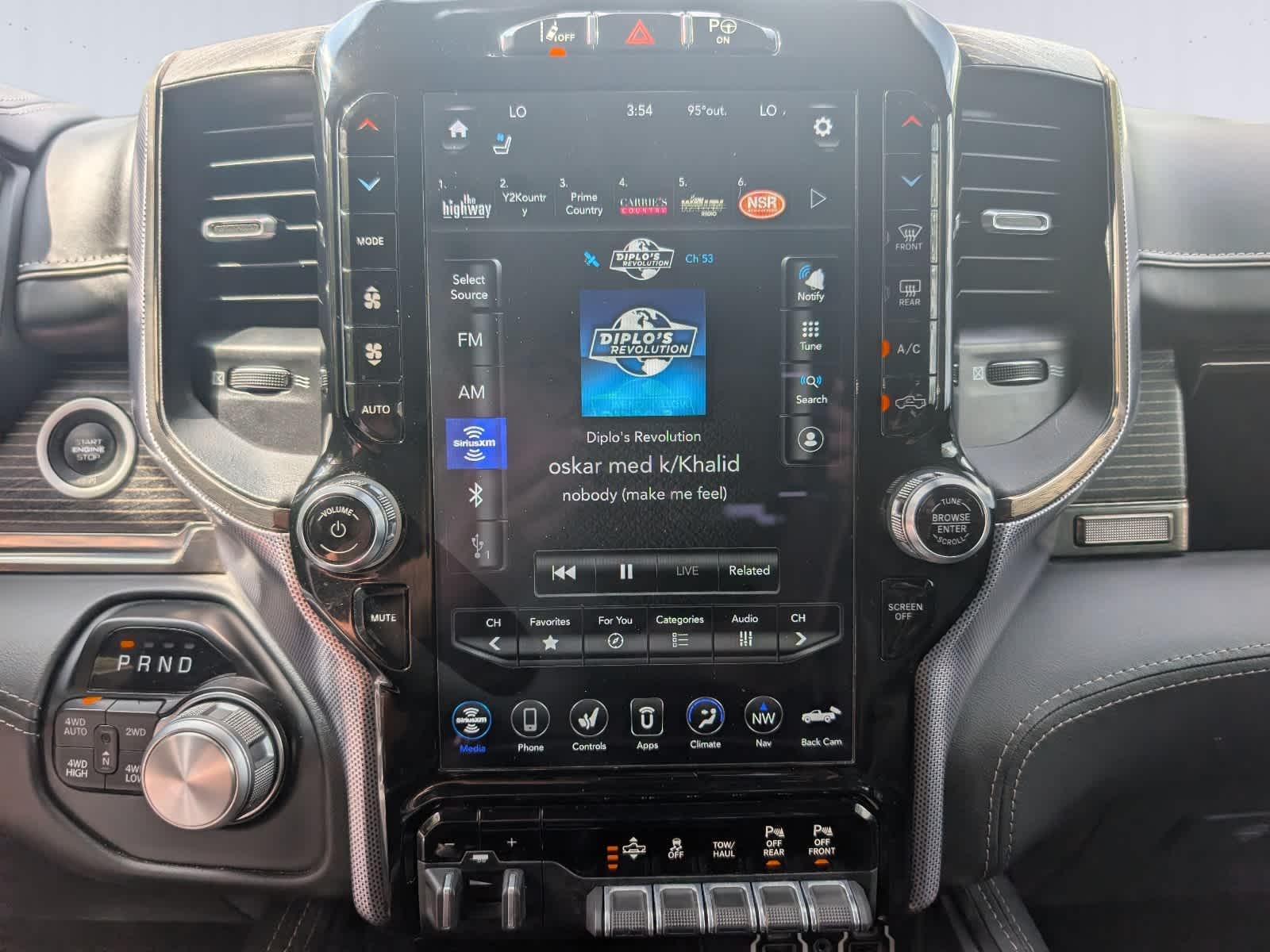 2020 RAM 1500 Limited Crew Cab 4x4 5'7" Box