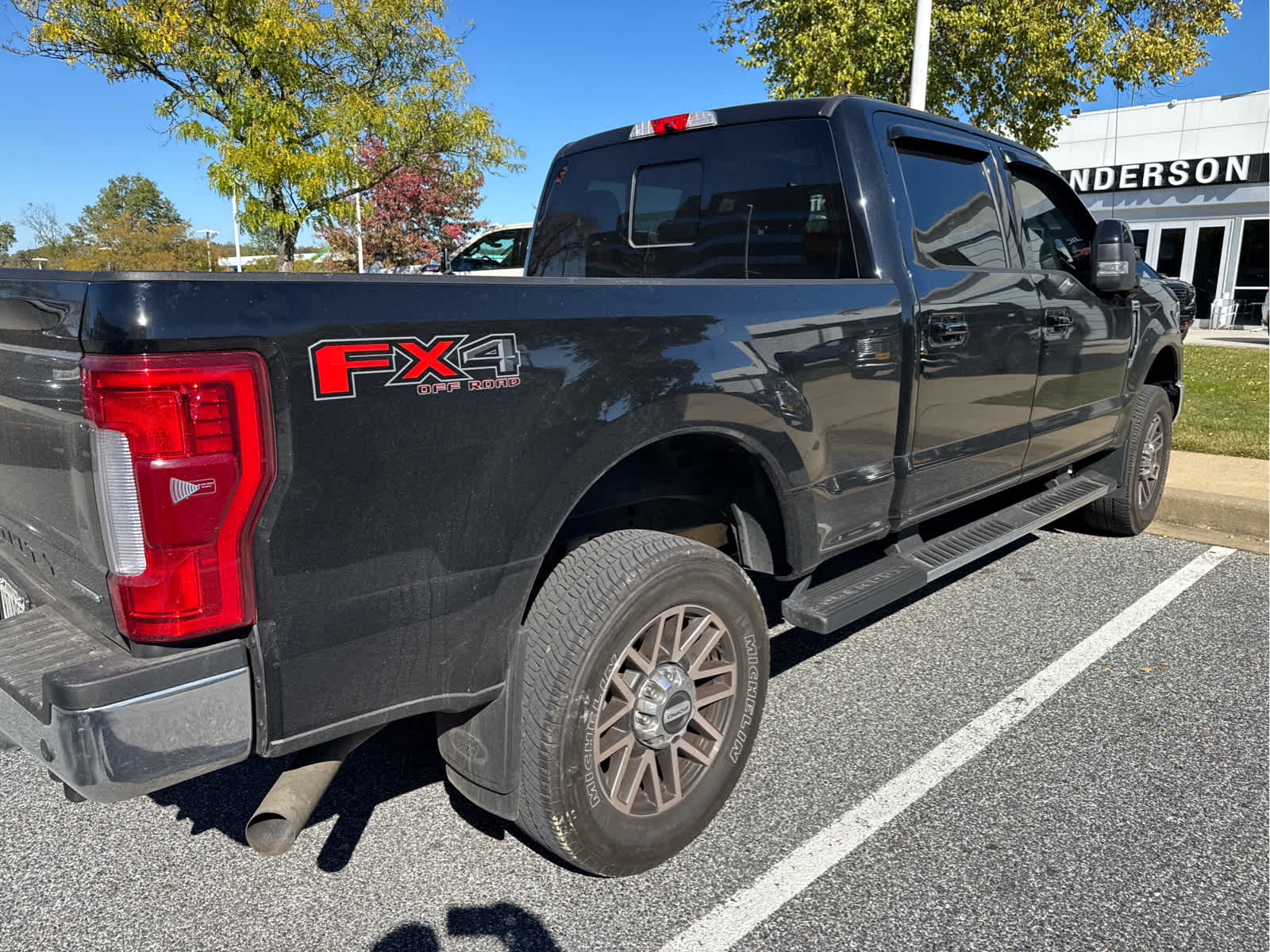 2017 Ford Super Duty F-250 SRW Lariat