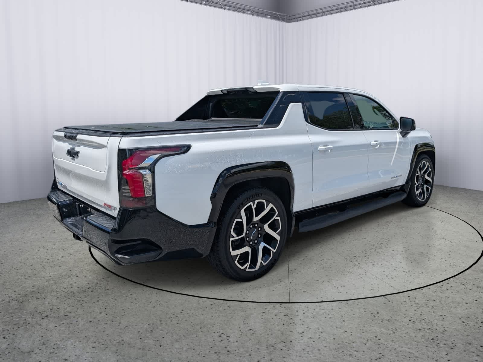 2025 Chevrolet Silverado EV RST - Max Range