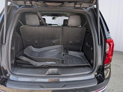 2025 GMC Yukon Elevation