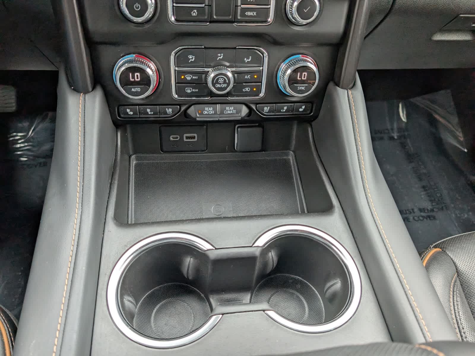2022 GMC Yukon AT4