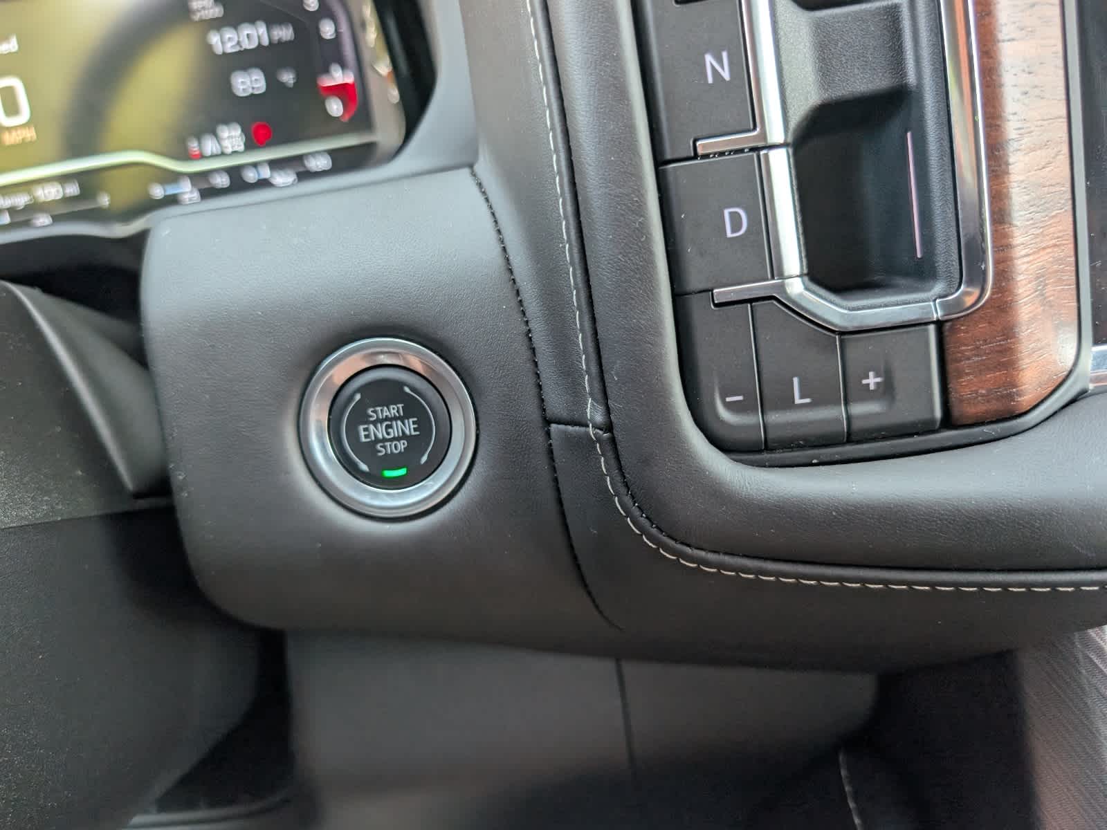 2024 GMC Yukon Denali Ultimate