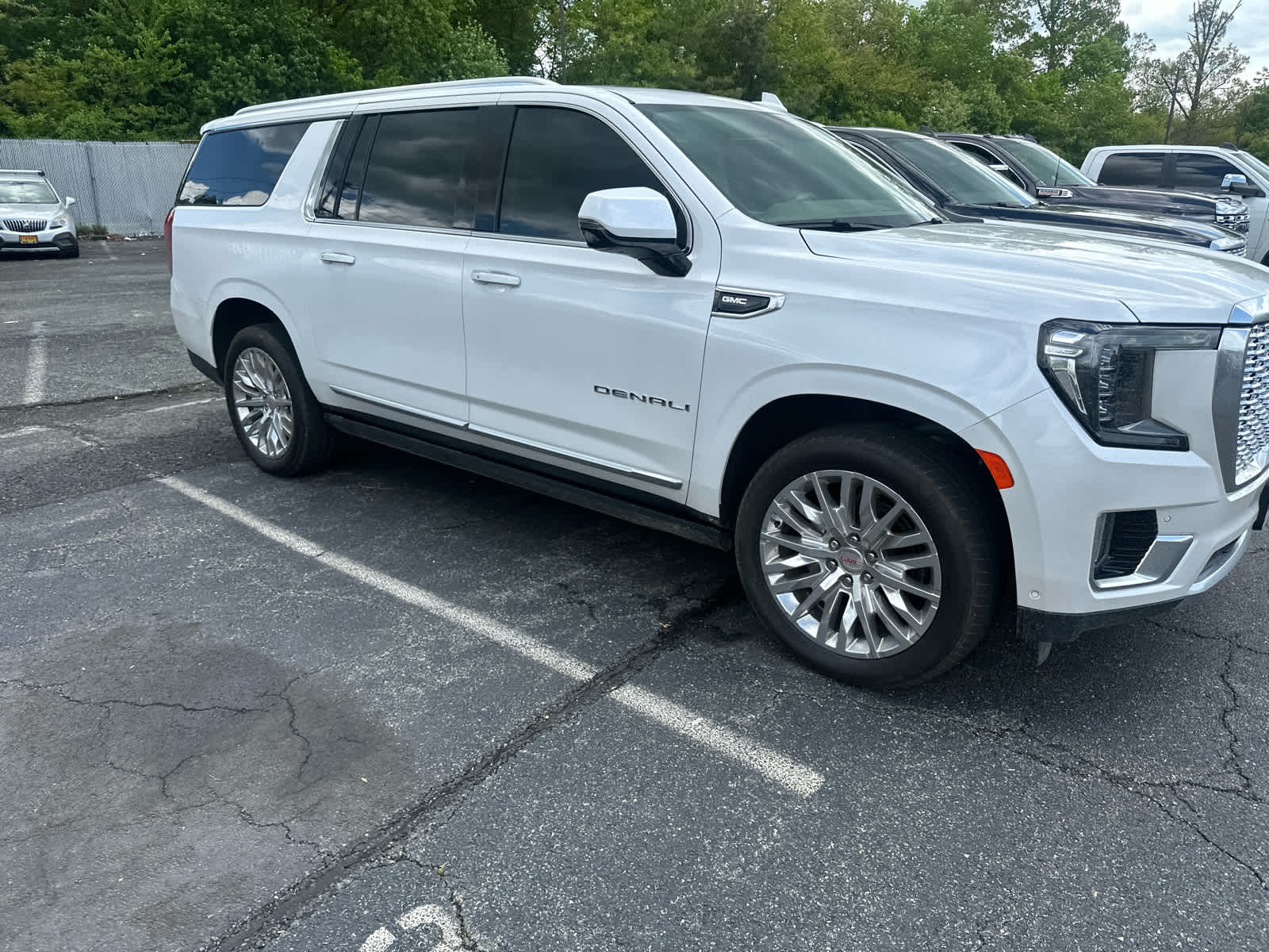 2024 GMC Yukon XL Denali