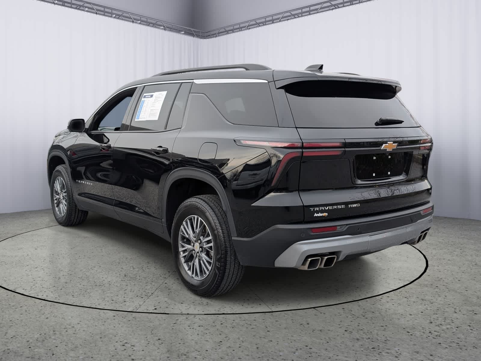 2024 Chevrolet Traverse LT