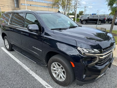 2023 Chevrolet Suburban LT