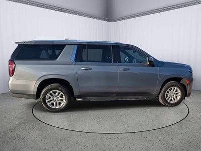 2022 Chevrolet Suburban LT