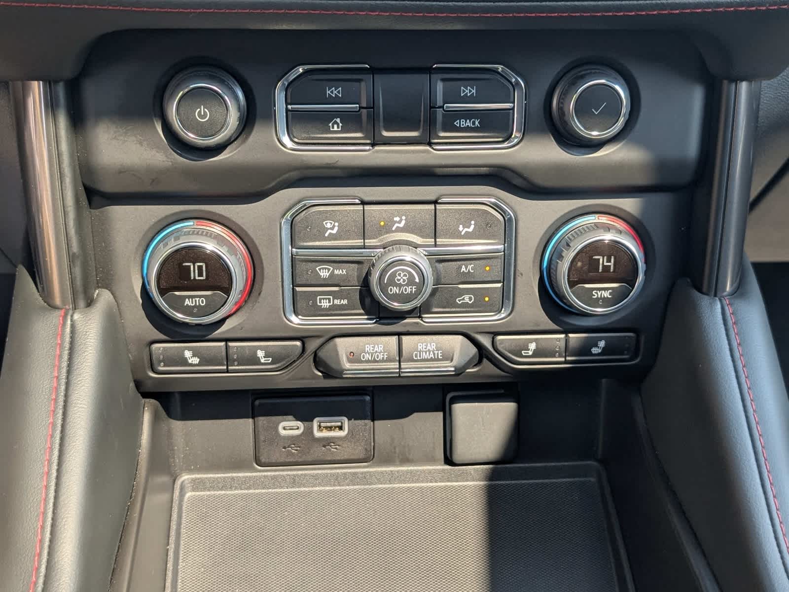 2024 Chevrolet Tahoe RST