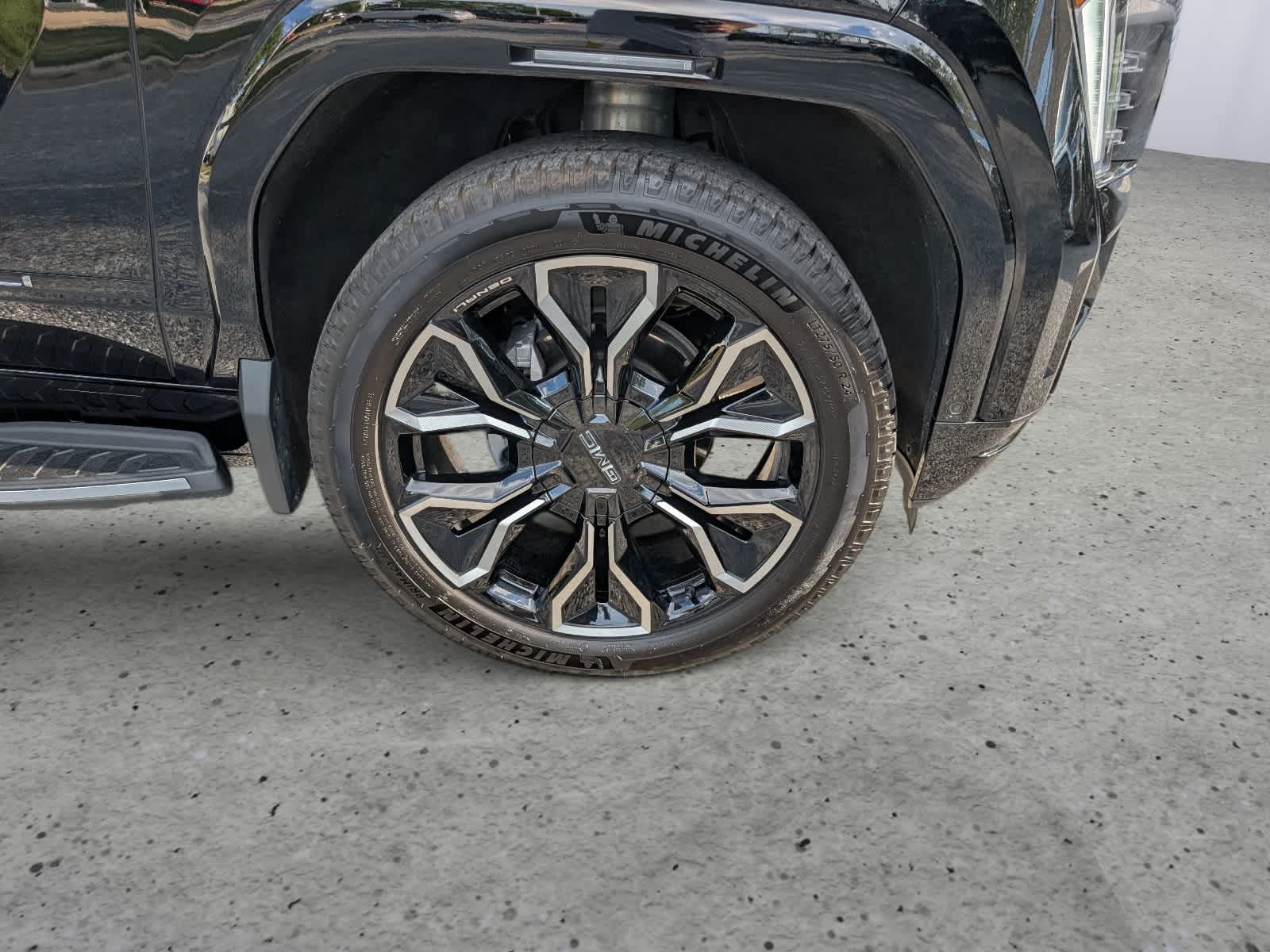 2025 GMC Sierra EV Max Range Denali