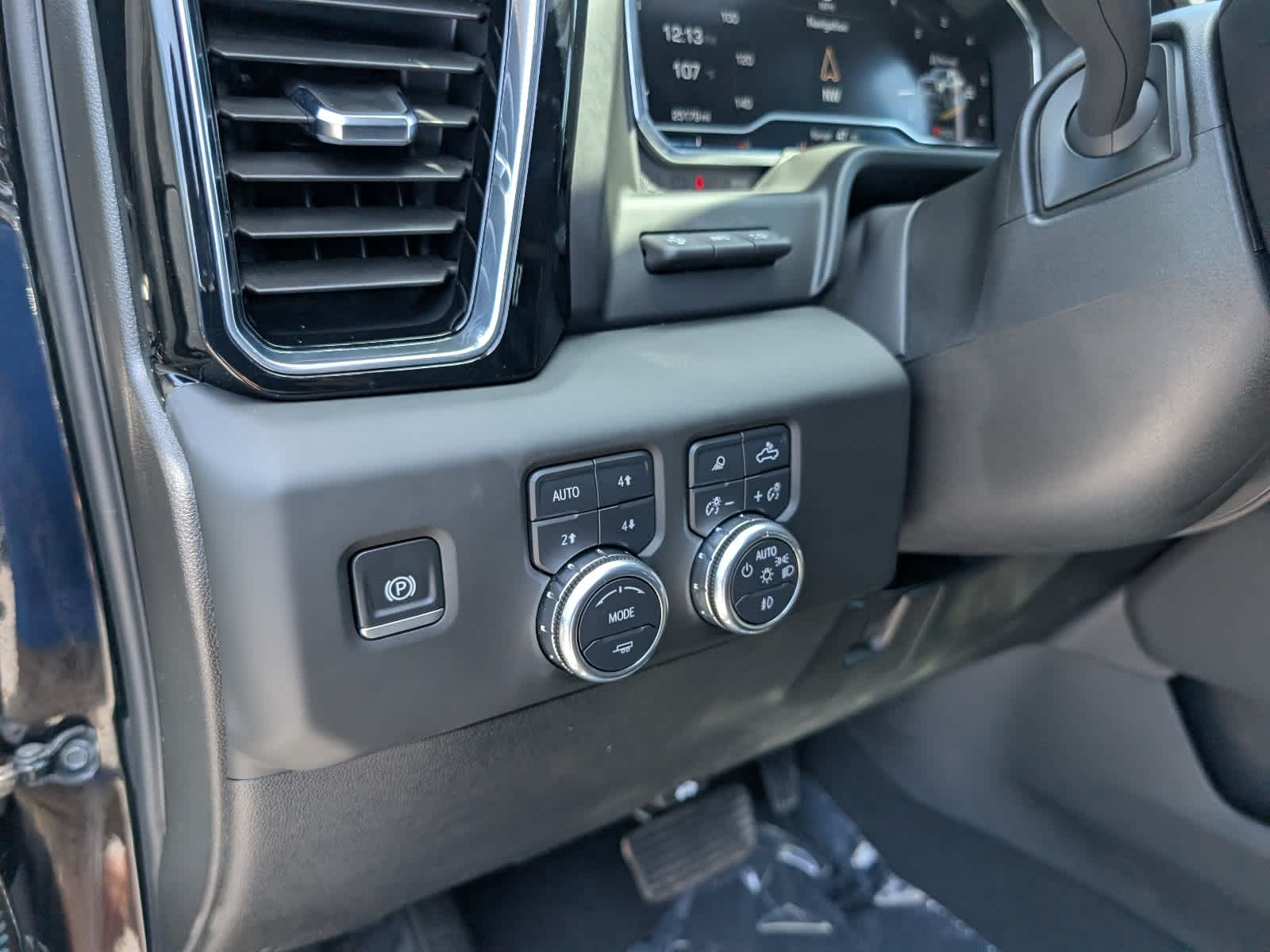 2025 GMC Sierra 3500 HD Denali