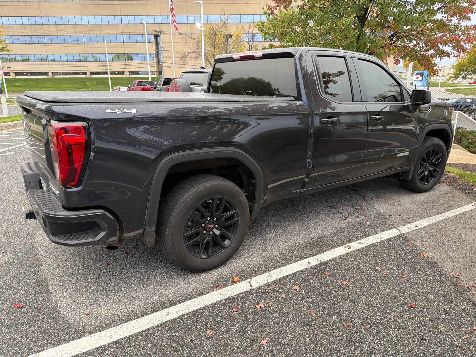 2023 GMC Sierra 1500 Elevation