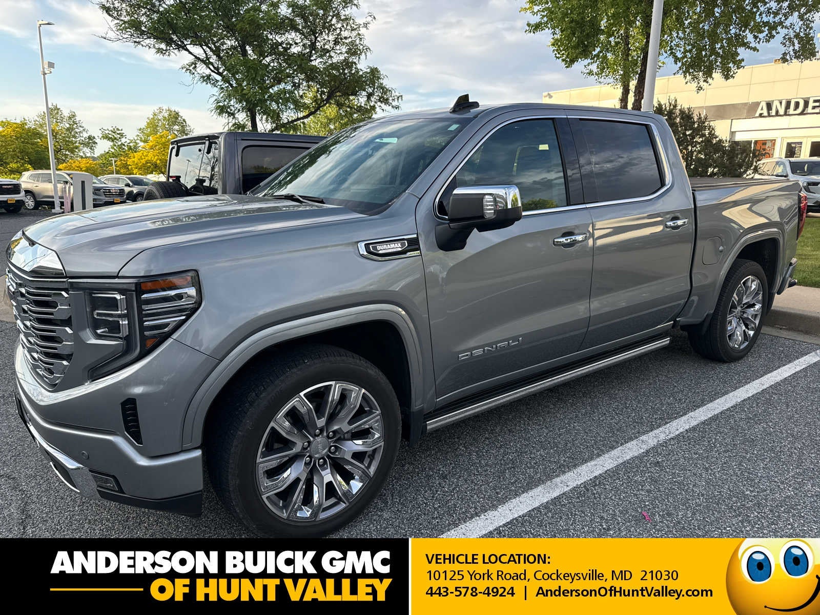 2024 GMC Sierra 4WD Crew Cab Short Box Denali's photo