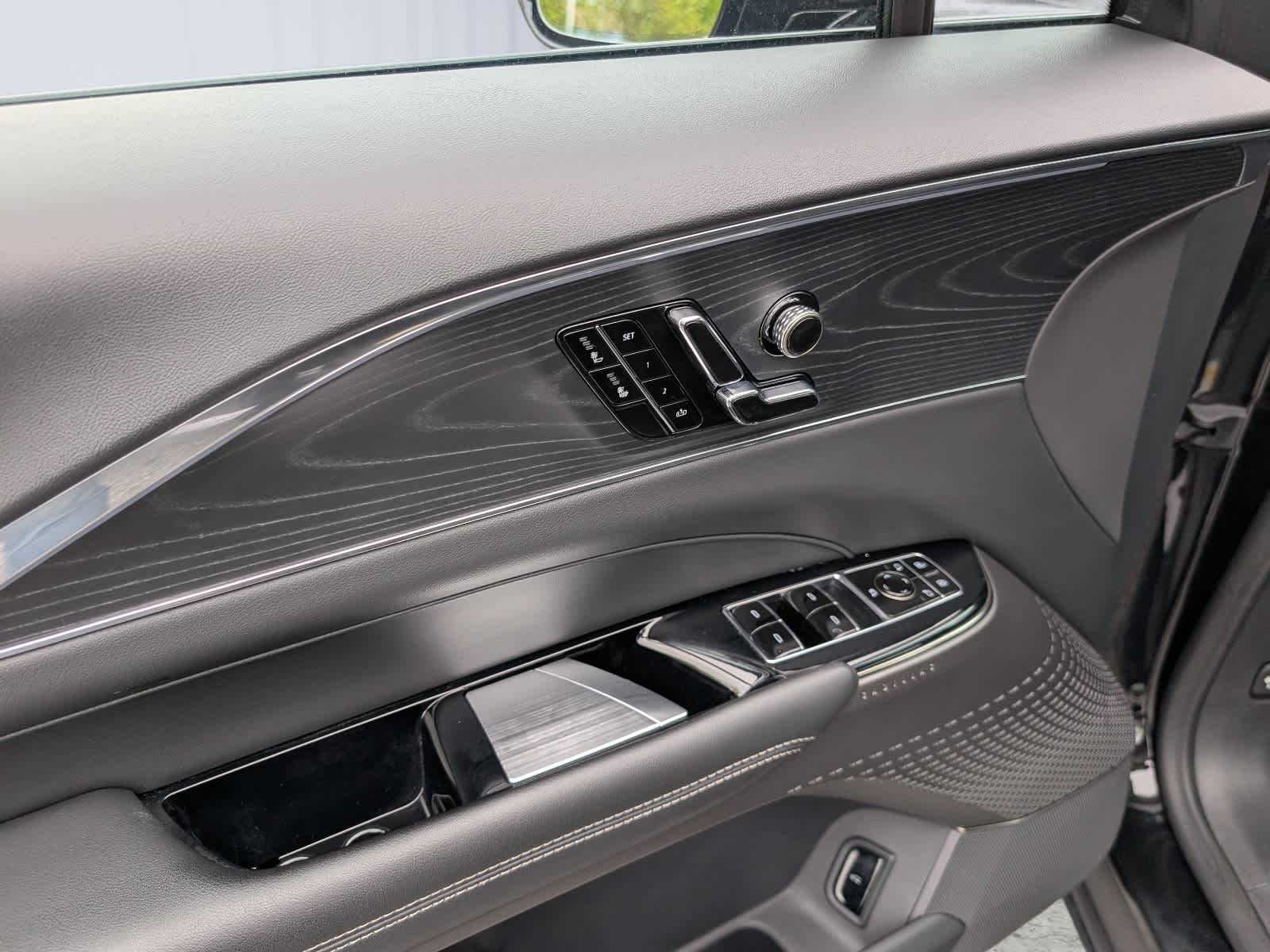 2024 Cadillac LYRIQ Sport 1