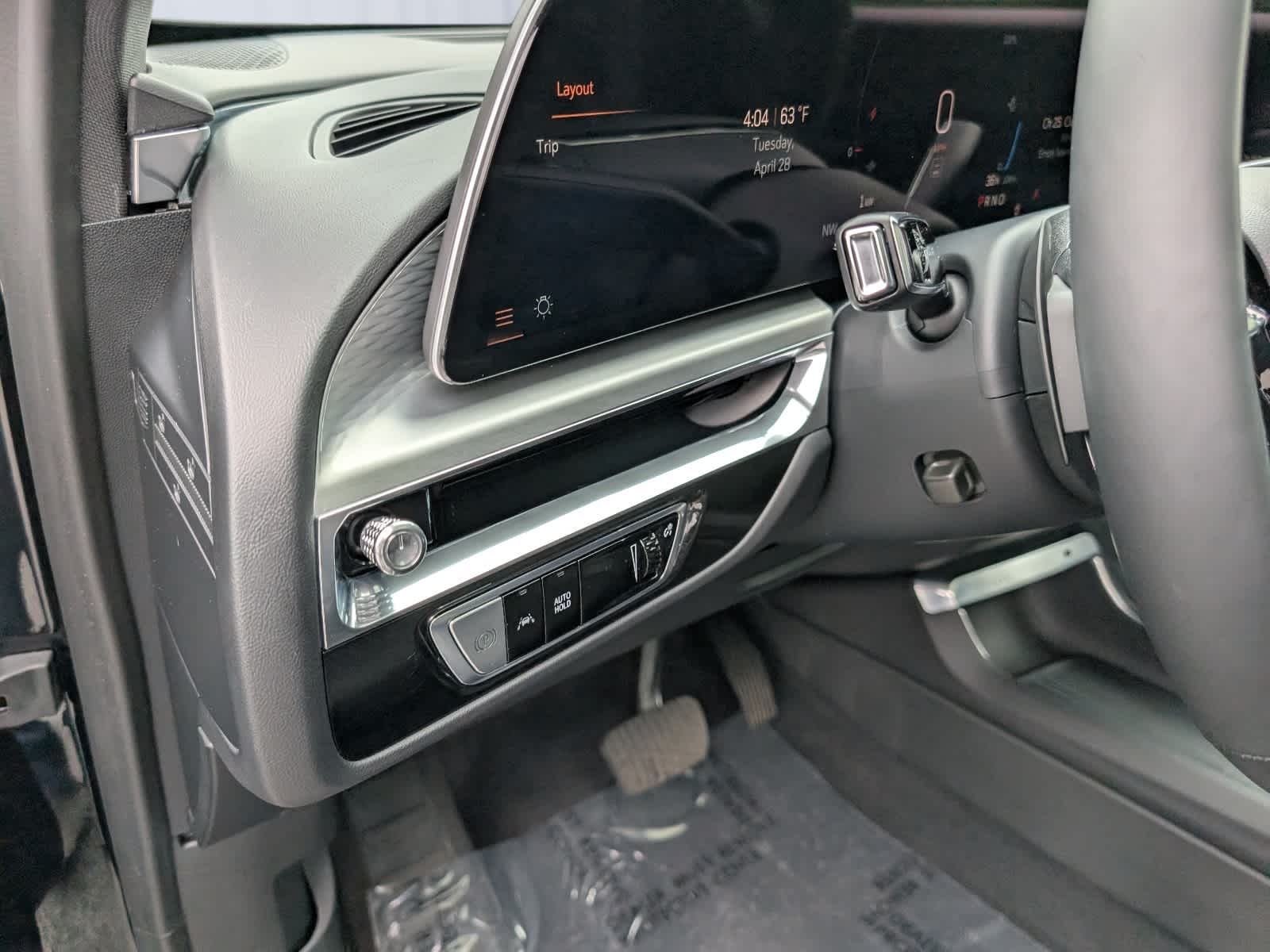 2024 Cadillac LYRIQ Sport 1