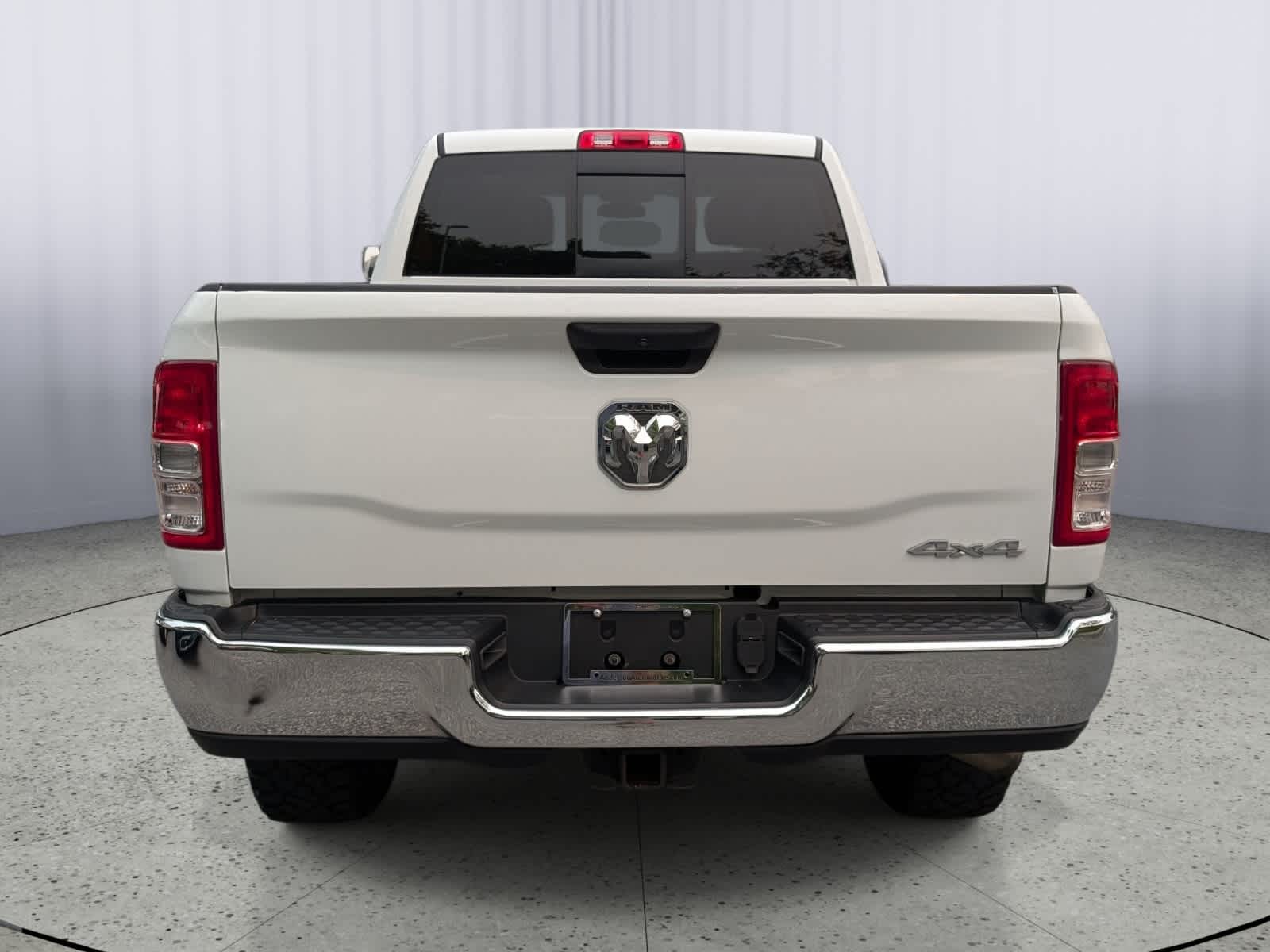 2020 RAM 2500 Tradesman Crew Cab 4x4 6'4" Box