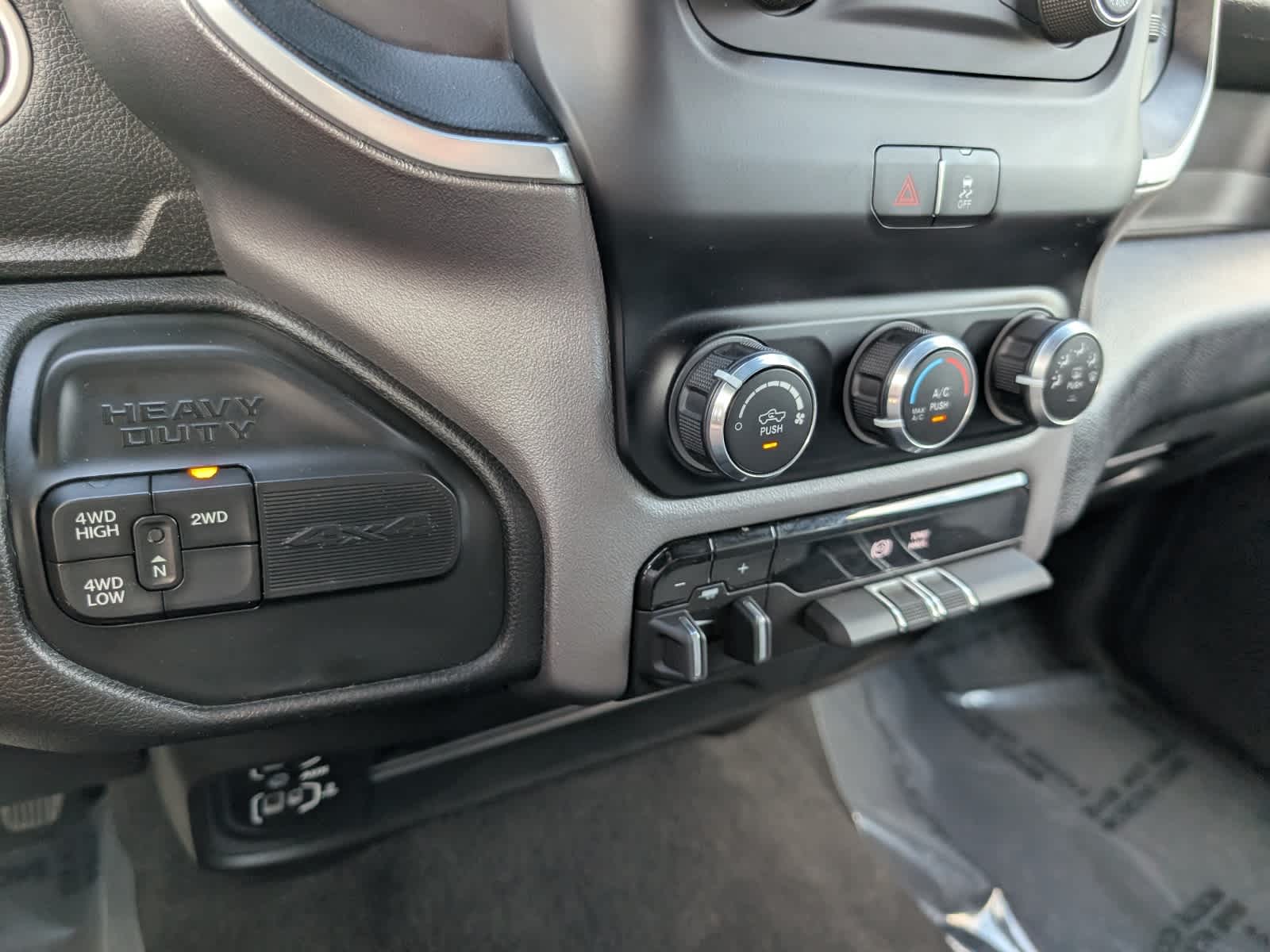 2024 RAM 2500 Big Horn Crew Cab 4x4 6'4" Box