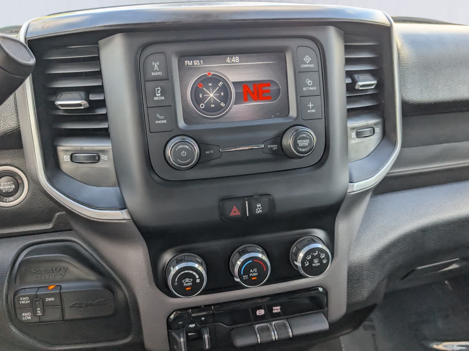 2024 RAM 2500 Big Horn Crew Cab 4x4 6'4" Box