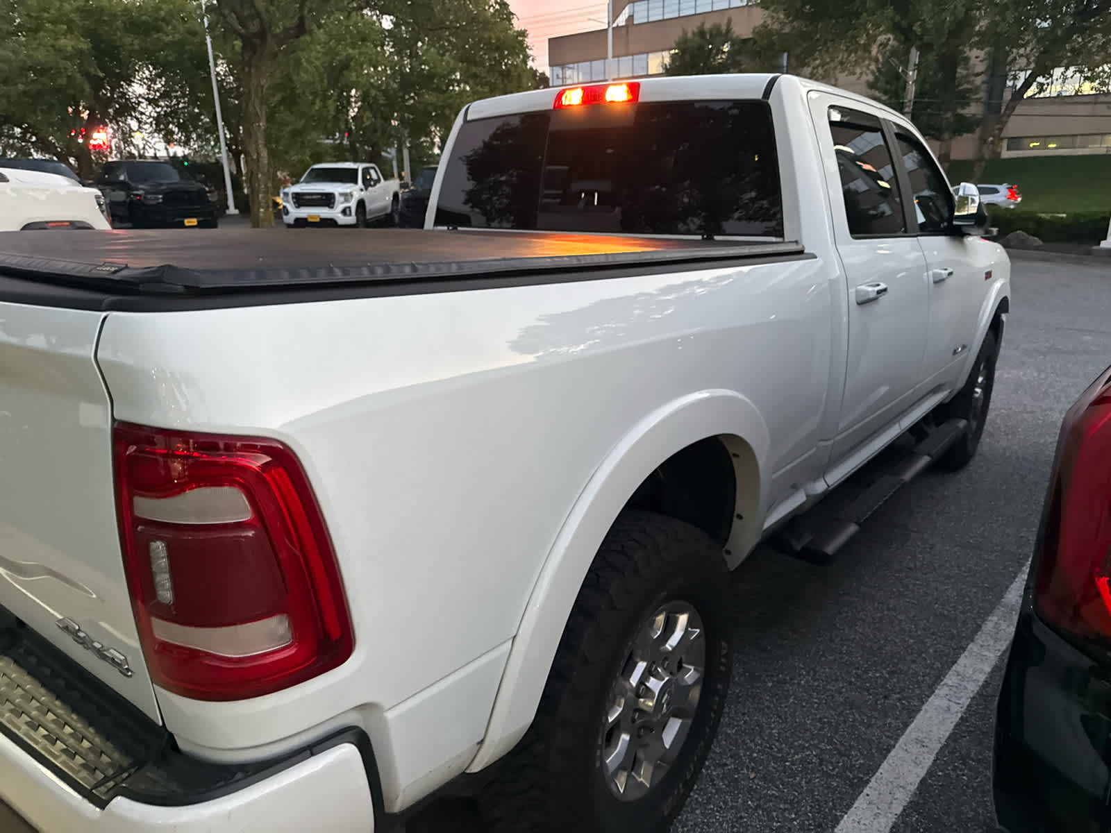 2022 RAM 2500 Laramie Crew Cab 4x4 6'4" Box
