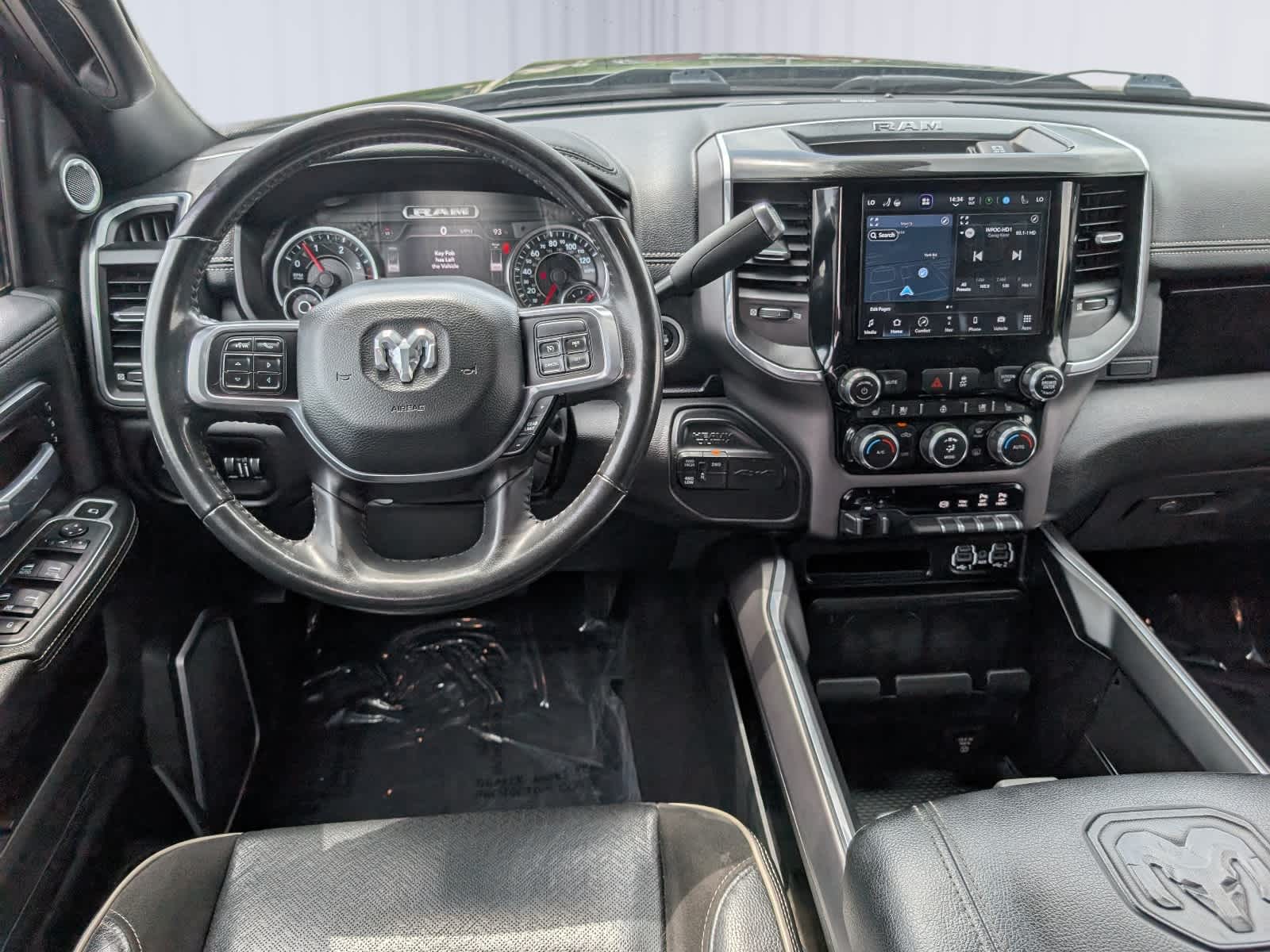 2022 RAM 2500 Laramie Crew Cab 4x4 6'4" Box
