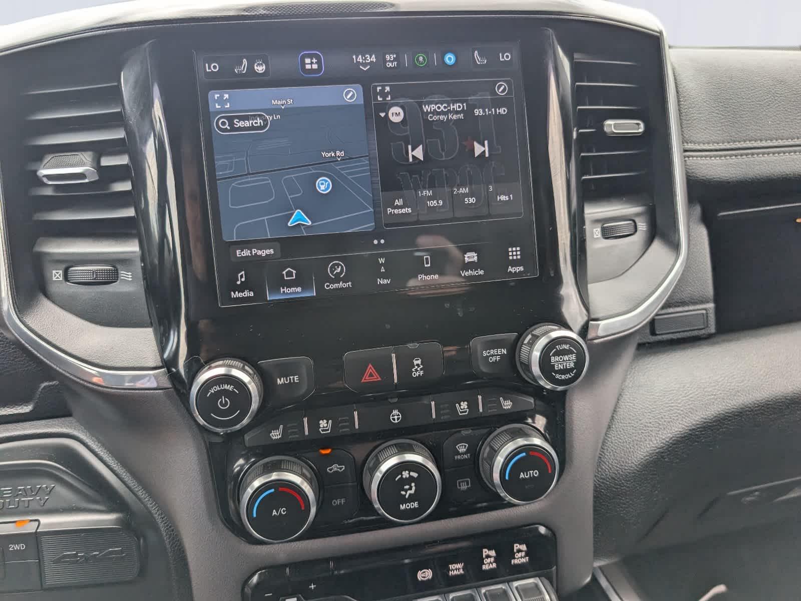 2022 RAM 2500 Laramie Crew Cab 4x4 6'4" Box
