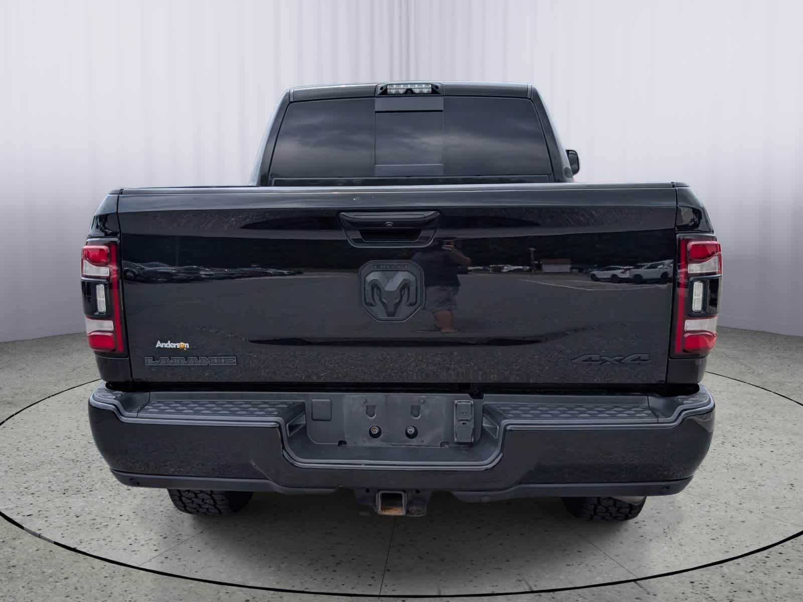 2022 RAM 2500 Laramie Crew Cab 4x4 6'4" Box