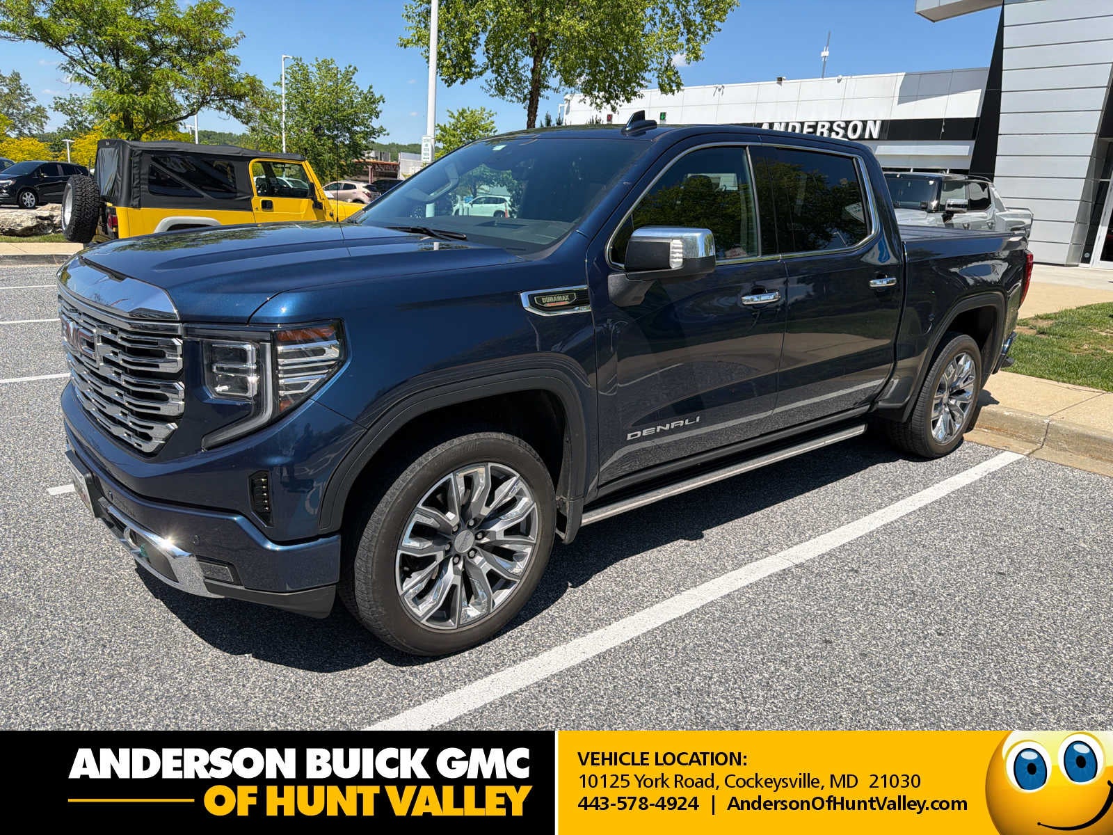 2023 GMC Sierra 4WD Crew Cab Short Box Denali's photo