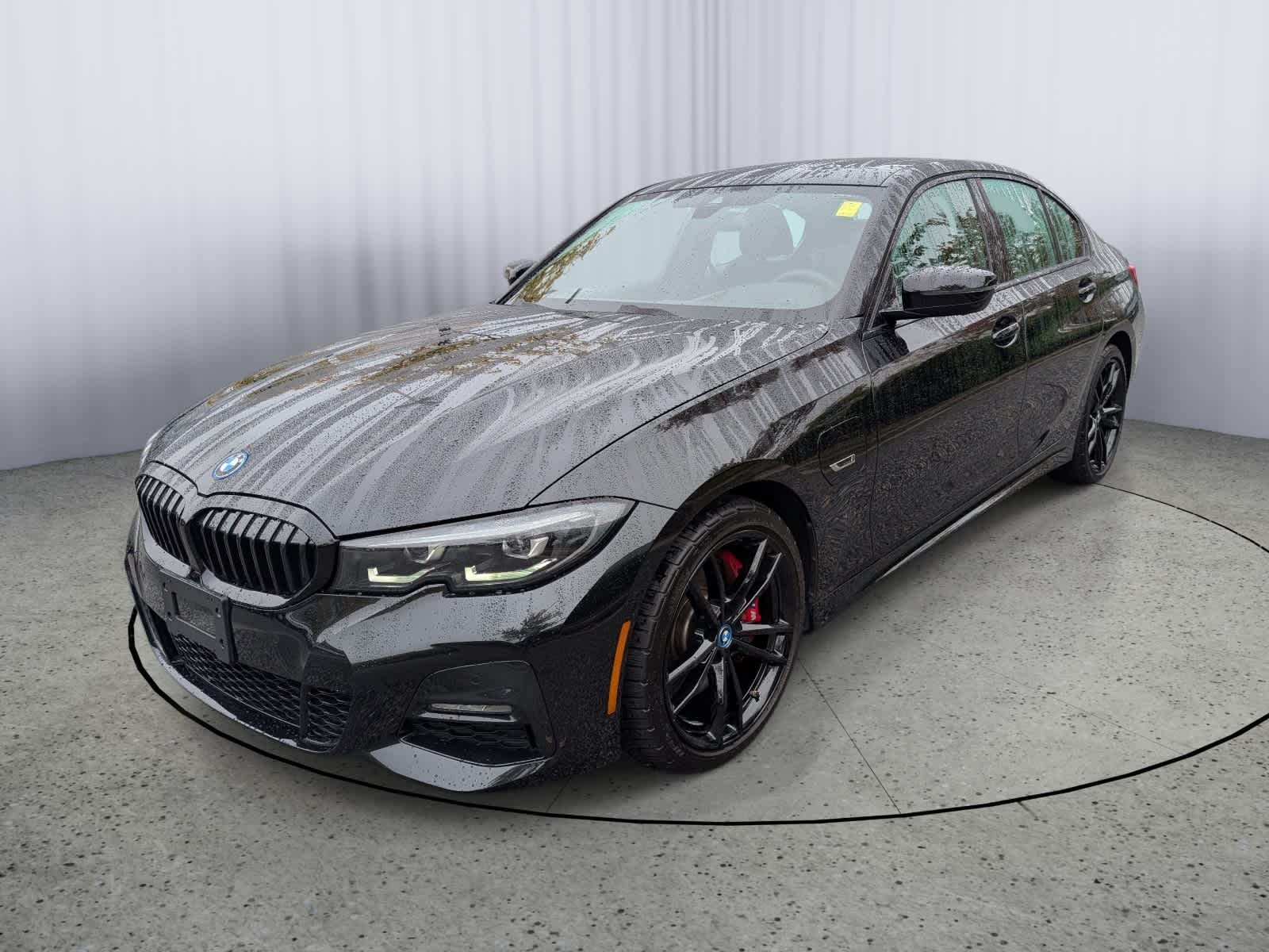 2022 BMW 330e 330e