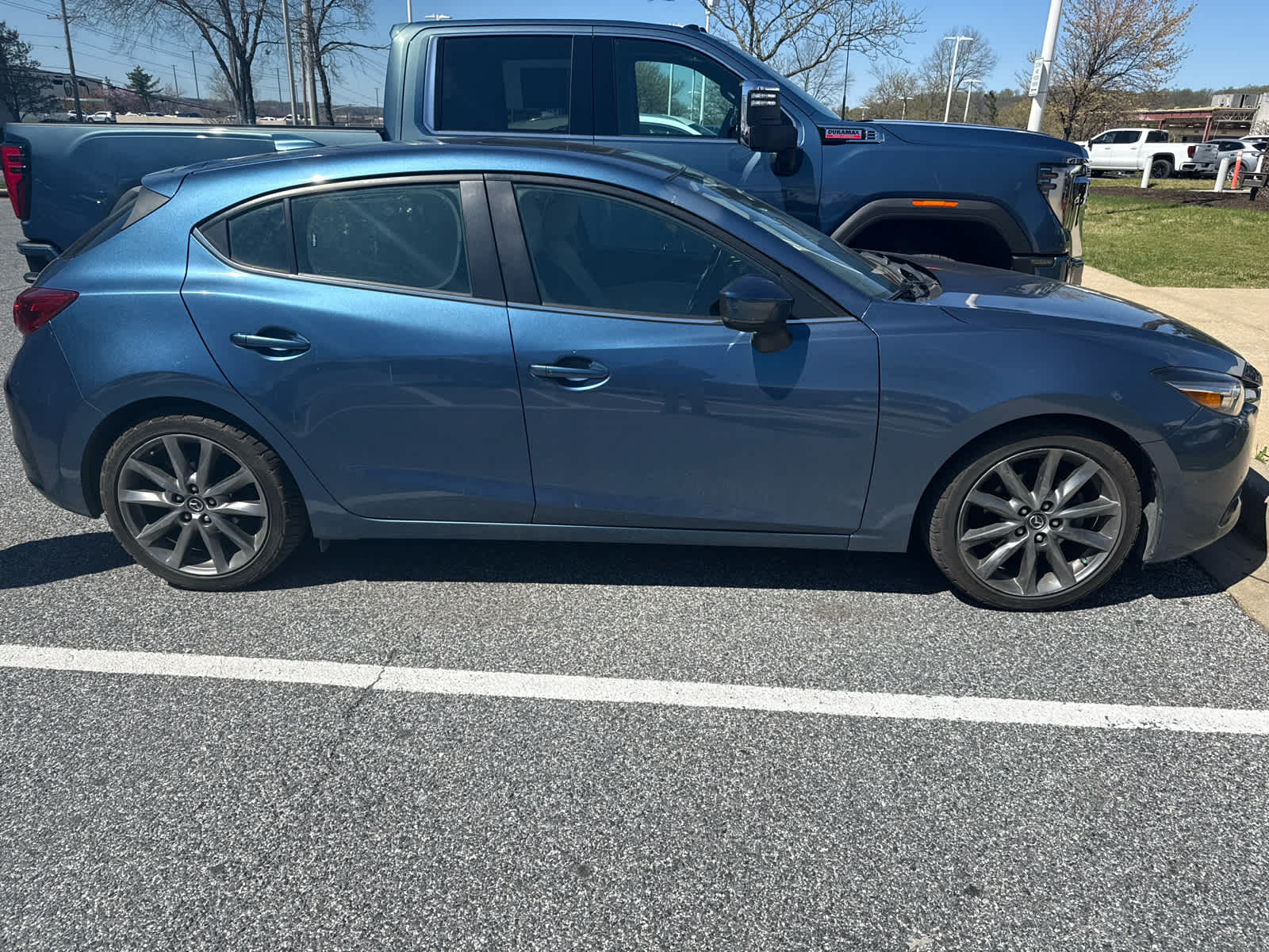 2018 Mazda Mazda3 5-Door Grand Touring