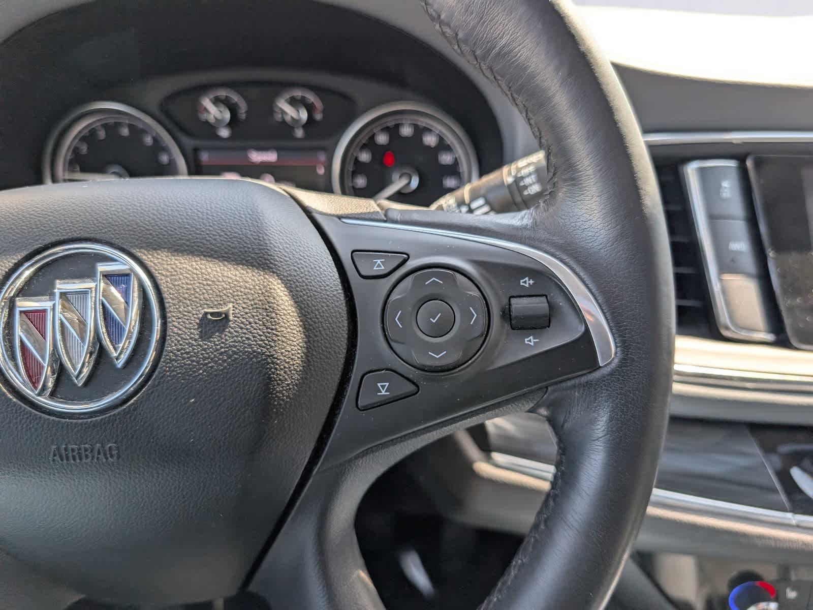 2021 Buick Enclave Essence