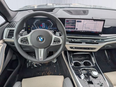 2025 BMW X7 xDrive40i