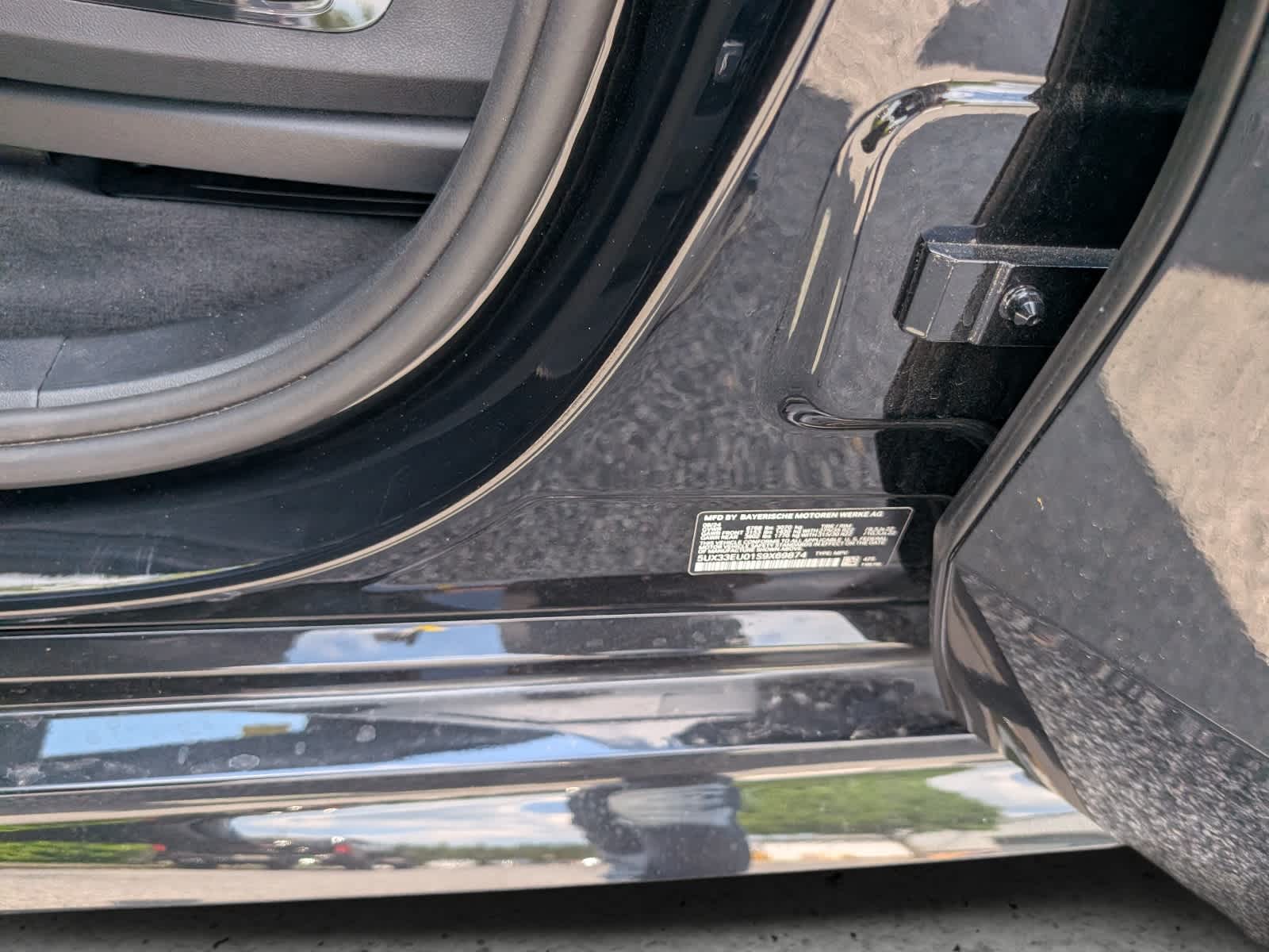2025 BMW X5 M60i