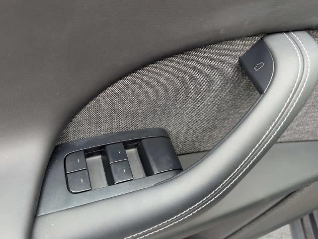 2024 Tesla Model X Base