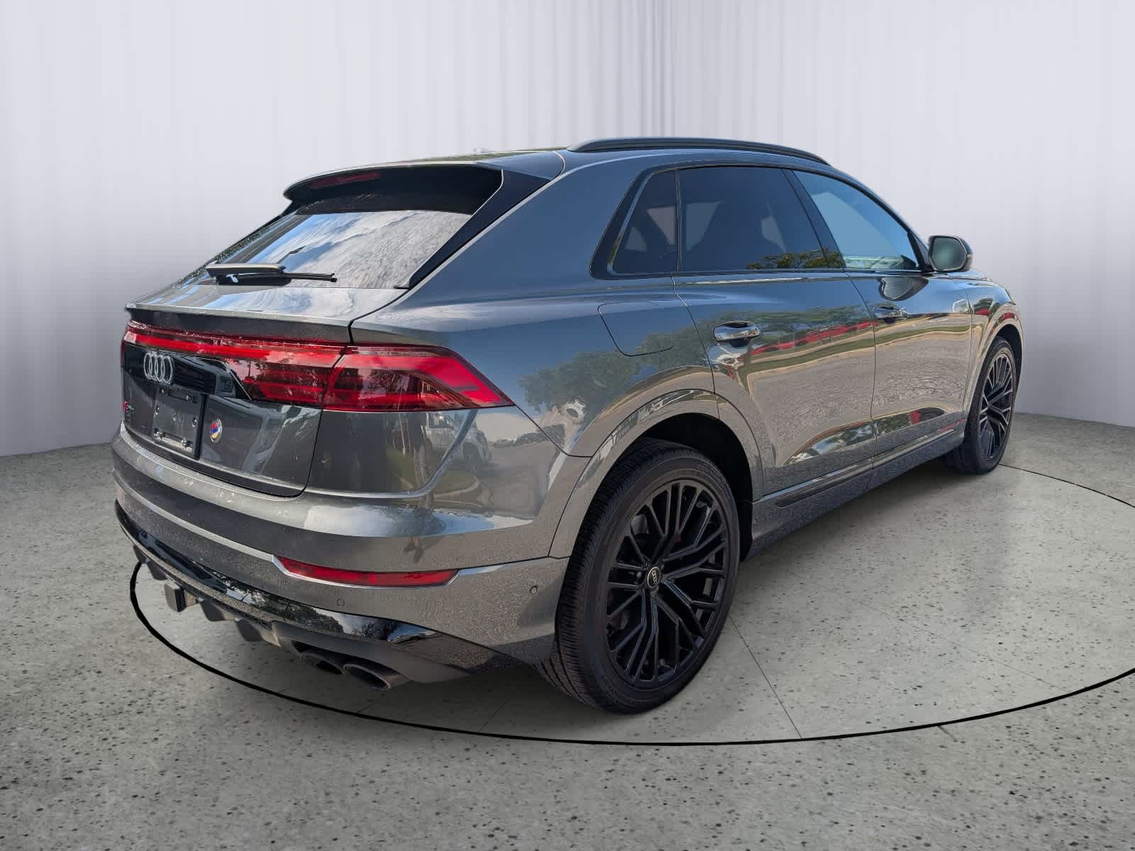 2024 Audi SQ8 Premium Plus 4.0 TFSI quattro