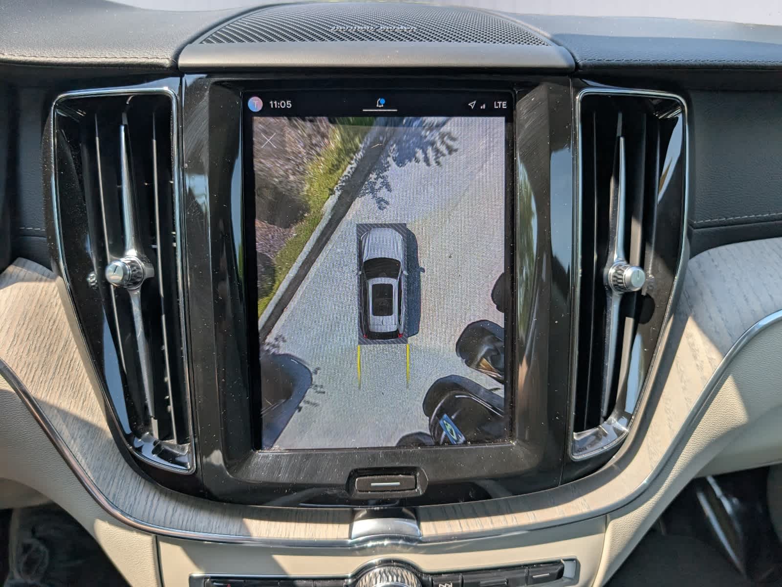 2022 Volvo XC60 B5 Inscription
