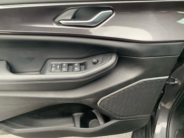 2022 Jeep Grand Cherokee Laredo