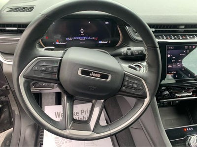 2022 Jeep Grand Cherokee Laredo