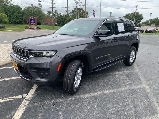 2022 Jeep Grand Cherokee Laredo