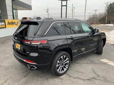2022 Jeep Grand Cherokee 4xe Overland