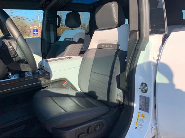 2024 GMC HUMMER EV SUV 2X