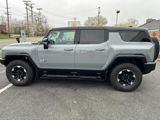 2024 GMC HUMMER EV SUV 2X