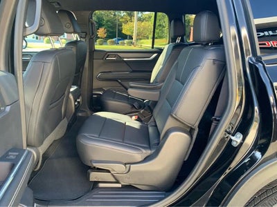 2024 GMC Acadia Elevation