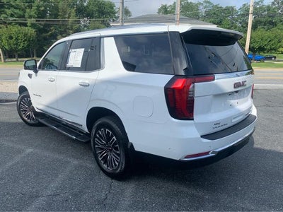 2025 GMC Yukon Elevation