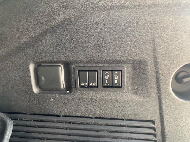 2022 GMC Yukon AT4