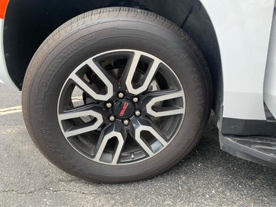 2023 GMC Yukon AT4