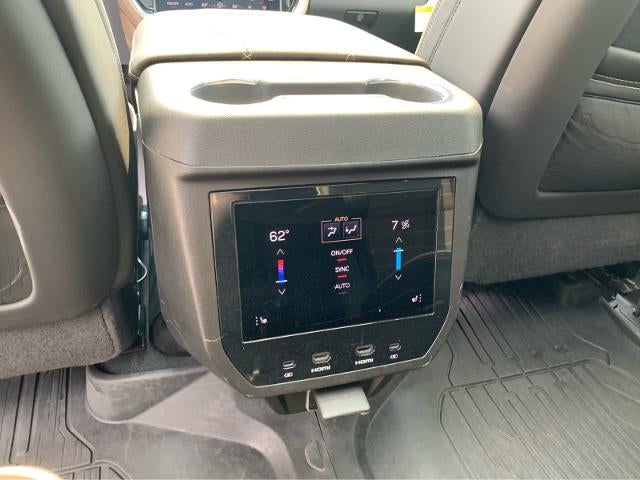 2025 GMC Yukon Denali Ultimate