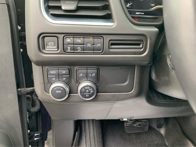 2022 GMC Yukon XL AT4