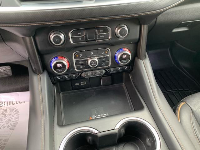 2022 GMC Yukon XL AT4