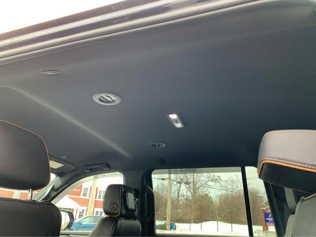 2022 GMC Yukon XL AT4