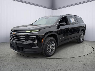 2024 Chevrolet Traverse LT