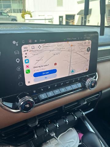 2023 GMC Canyon 4WD AT4