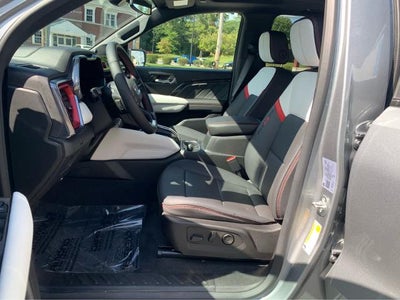 2024 GMC Canyon AT4X